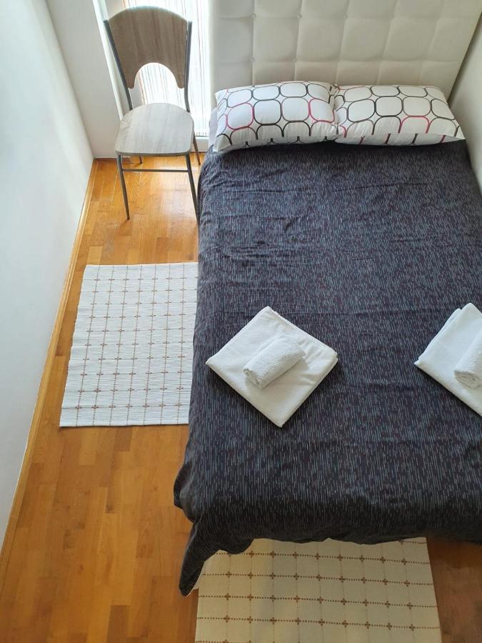 Sara Apartment *